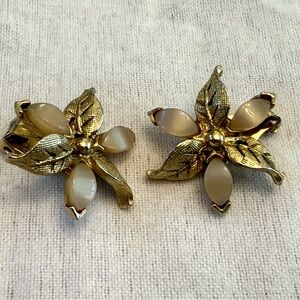 Vintage Gold Leaf Floral Clip-On Earrings with Cream Lucite